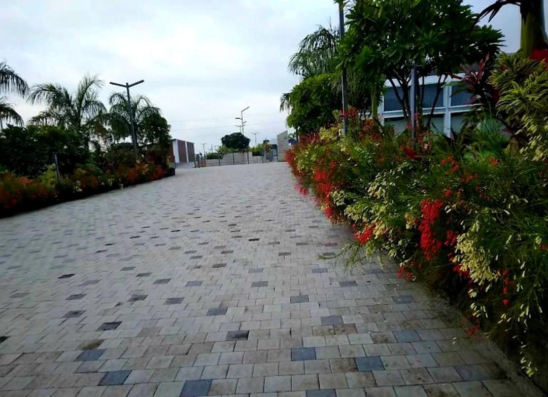The Democracy Hotel & Resorts Nashik Exterior foto